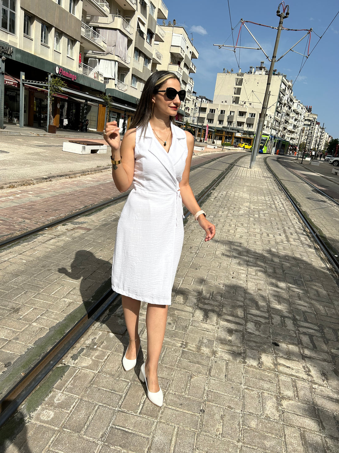 Bağlamalı elbise beyaz
