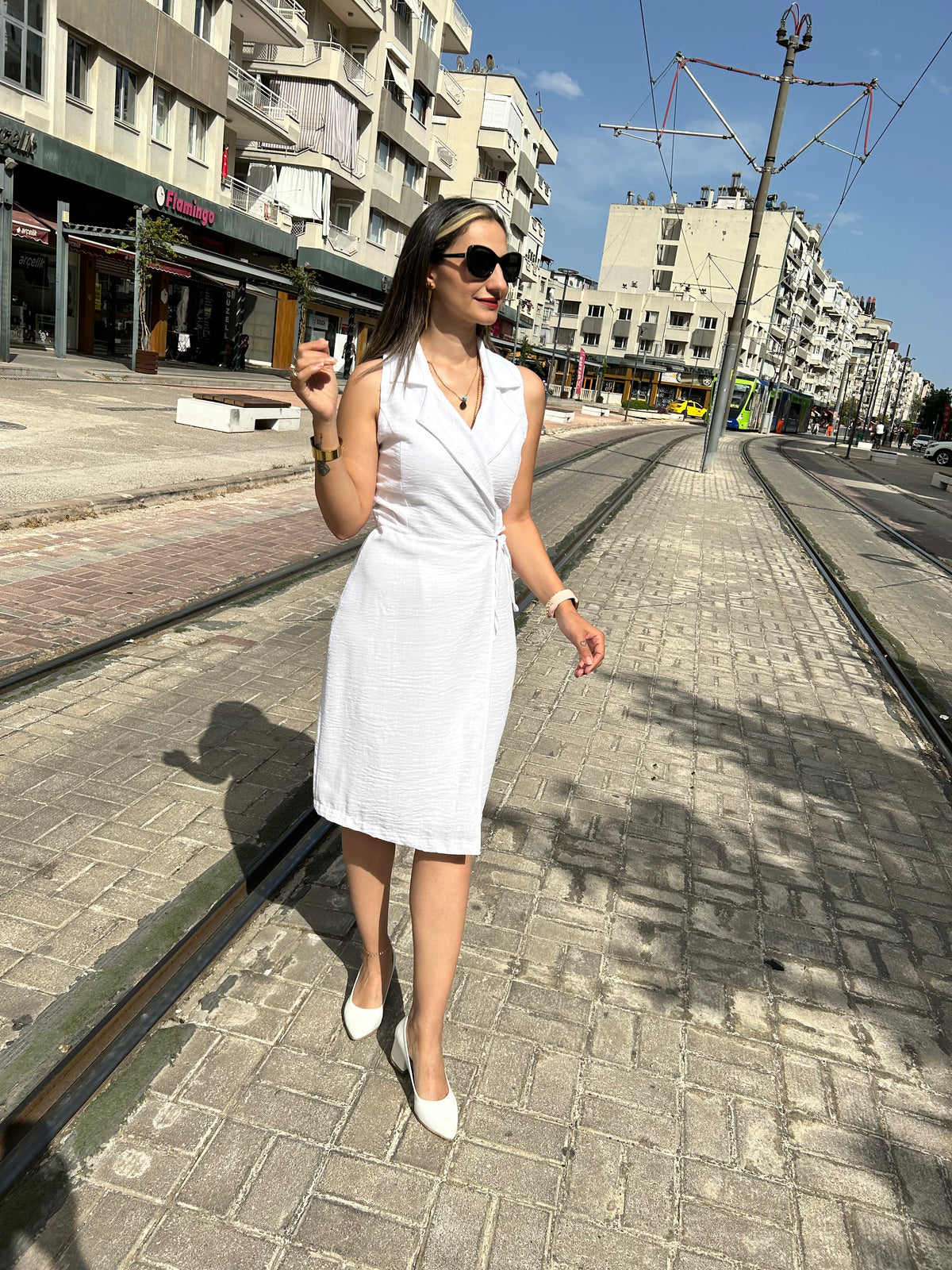 Bağlamalı elbise beyaz