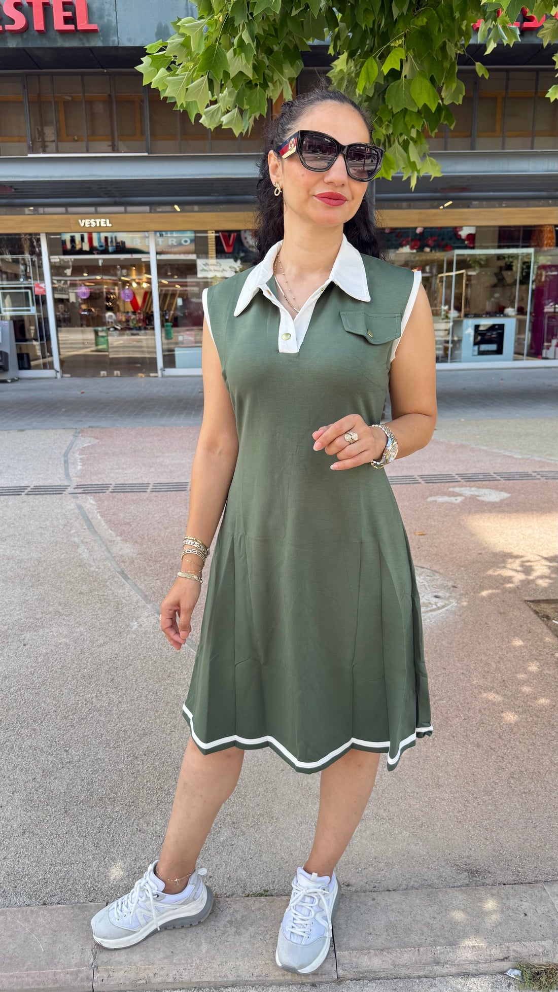 Polo yaka yeşil elbise